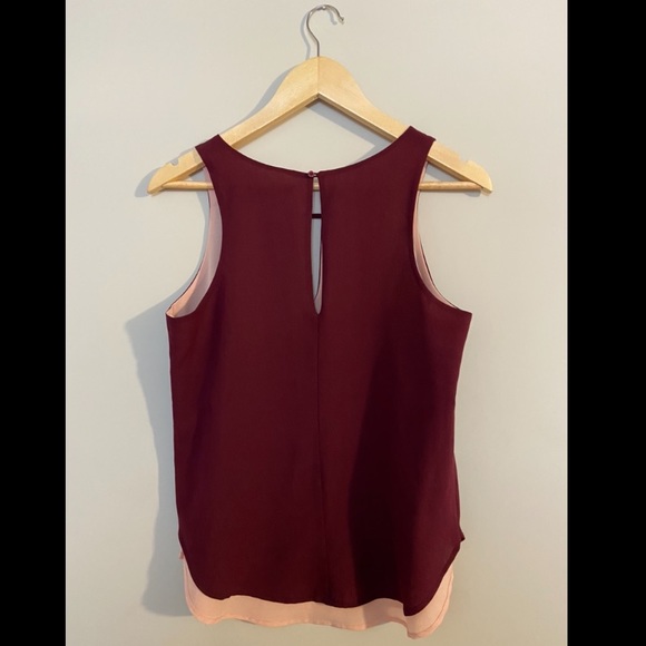 Burgundy chiffon top - Picture 2 of 4